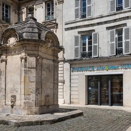 Les Apparts De Charly Duplex Cosy Au Marche Hyper Centre La Rochelle Tout A Pied Eksteriør billede